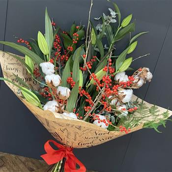 Berry and white lily bouquet