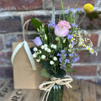 Just for you glass vase in gift bag